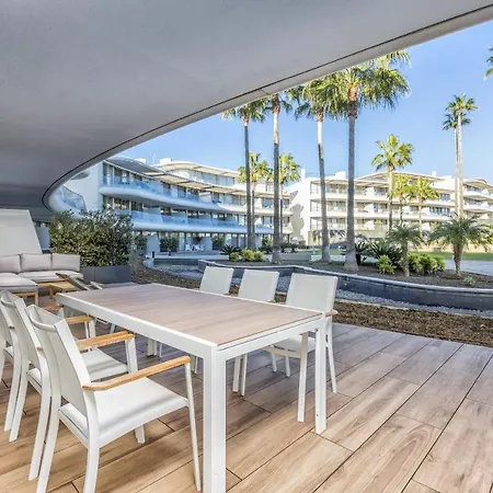 Vivi Homes - Alessio Pool, Sauna, Spa, Gym &