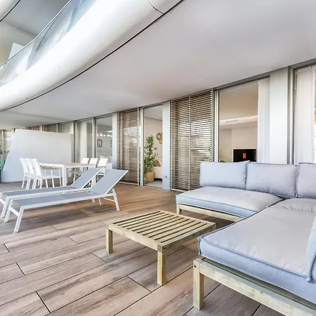 Vivi Homes - Alessio Pool, Sauna, Spa, Gym & Apartman Estepona