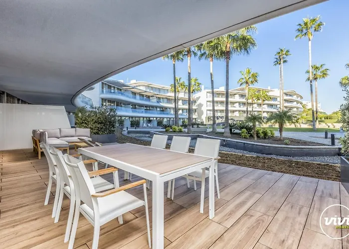 Vivi Homes - Alessio Pool, Sauna, Spa, Gym &