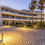 Vivi Homes - Alessio Pool, Sauna, Spa, Gym & Appartement *