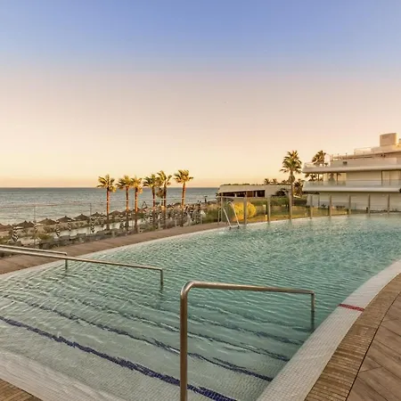 Vivi Homes - Alessio Pool, Sauna, Spa, Gym & *