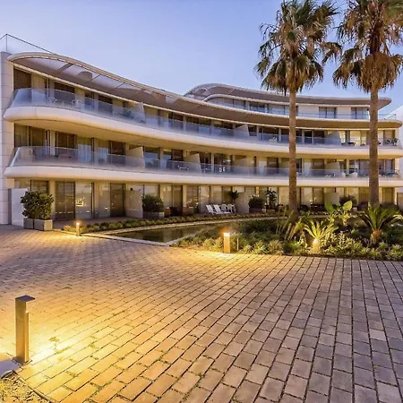 Vivi Homes - Alessio Pool, Sauna, Spa, Gym & Apartmán *