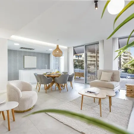 Vivi Homes - Alessio Pool, Sauna, Spa, Gym & *