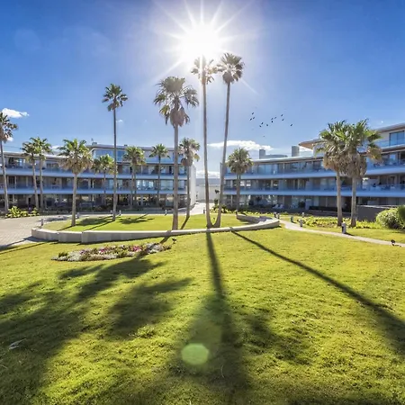 Apartmán Vivi Homes - Alessio Pool, Sauna, Spa, Gym & *