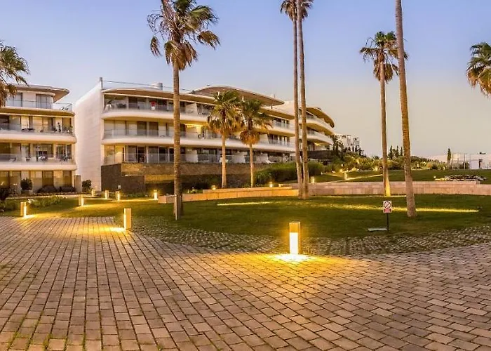 Vivi Homes - Alessio Pool, Sauna, Spa, Gym & Estepona