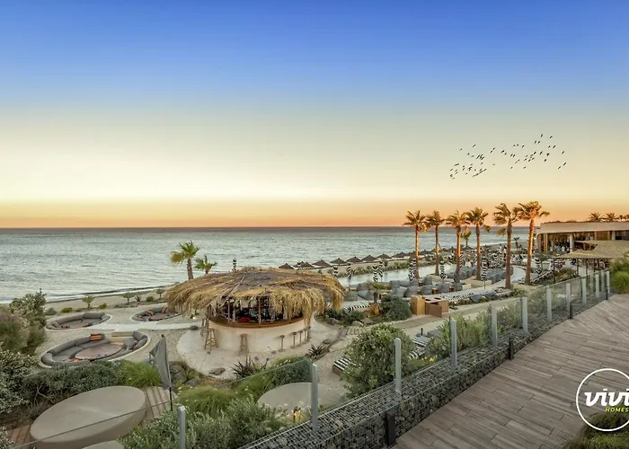 Vivi Homes - Alessio Pool, Sauna, Spa, Gym & *