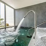 Vivi Homes - Alessio Pool, Sauna, Spa, Gym & Apartment Estepona