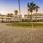 Apartment Vivi Homes - Alessio Pool, Sauna, Spa, Gym & *