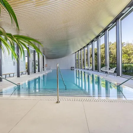 Vivi Homes - Alessio Pool, Sauna, Spa, Gym & Lejlighed *