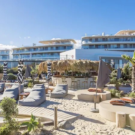 Vivi Homes - Alessio Pool, Sauna, Spa, Gym & Apartman Estepona