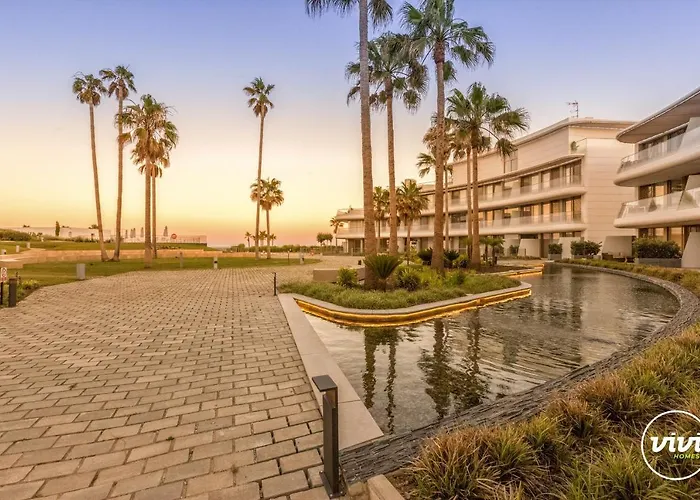 Vivi Homes - Alessio Pool, Sauna, Spa, Gym &