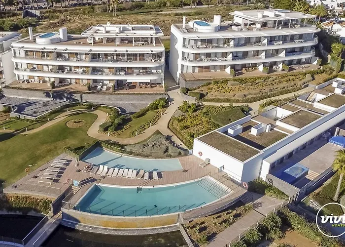 Vivi Homes - Alessio Pool, Sauna, Spa, Gym &